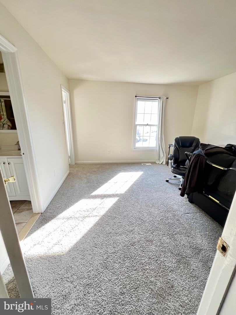 4504 BLUE JAY CT, WOODBRIDGE, Virginia 22193, 3 Bedrooms Bedrooms, 12 Rooms Rooms,2 BathroomsBathrooms,Residential,For sale,4504 BLUE JAY CT,VAPW2113404 MLS # VAPW2113404 4504 BLUE JAY CT, WOODBRIDGE, Virginia 22193, 3 Bedrooms Bedrooms, 12 Rooms Rooms,2 BathroomsBathrooms,Residential,For sale,4504 BLUE JAY CT,VAPW2113404 MLS # VAPW2113404