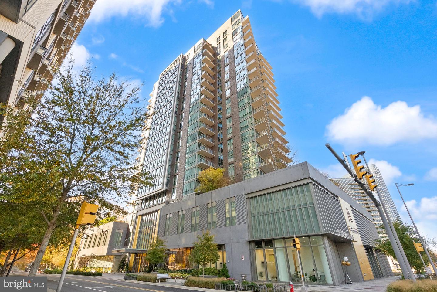 7887 JONES BRANCH DR #1802, MCLEAN, Virginia 22102, 2 Bedrooms Bedrooms, ,2 BathroomsBathrooms,Residential,For sale,7887 JONES BRANCH DR #1802,VAFX2293090 MLS # VAFX2293090 7887 JONES BRANCH DR #1802, MCLEAN, Virginia 22102, 2 Bedrooms Bedrooms, ,2 BathroomsBathrooms,Residential,For sale,7887 JONES BRANCH DR #1802,VAFX2293090 MLS # VAFX2293090