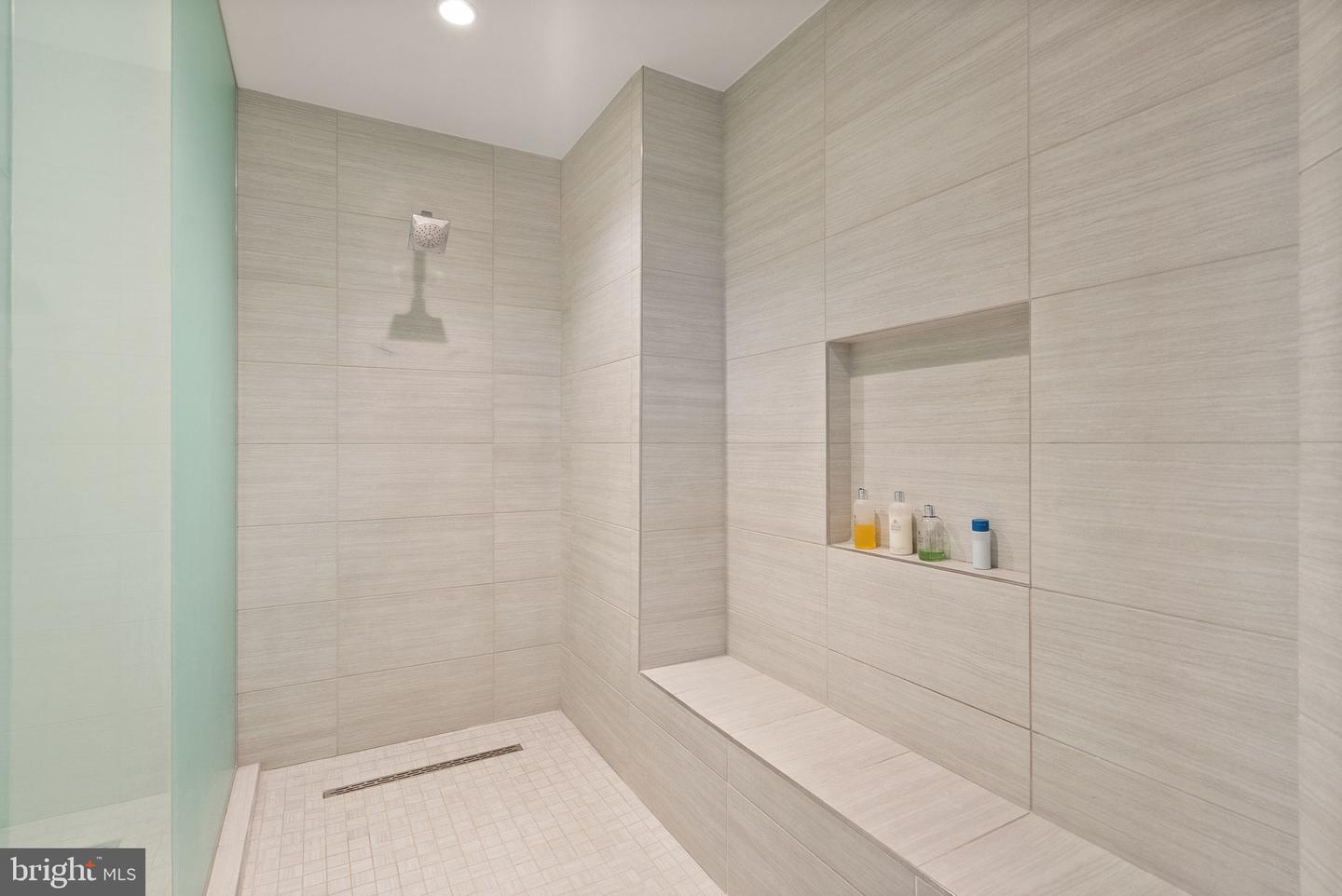 7887 JONES BRANCH DR #1802, MCLEAN, Virginia 22102, 2 Bedrooms Bedrooms, ,2 BathroomsBathrooms,Residential,For sale,7887 JONES BRANCH DR #1802,VAFX2293090 MLS # VAFX2293090 7887 JONES BRANCH DR #1802, MCLEAN, Virginia 22102, 2 Bedrooms Bedrooms, ,2 BathroomsBathrooms,Residential,For sale,7887 JONES BRANCH DR #1802,VAFX2293090 MLS # VAFX2293090