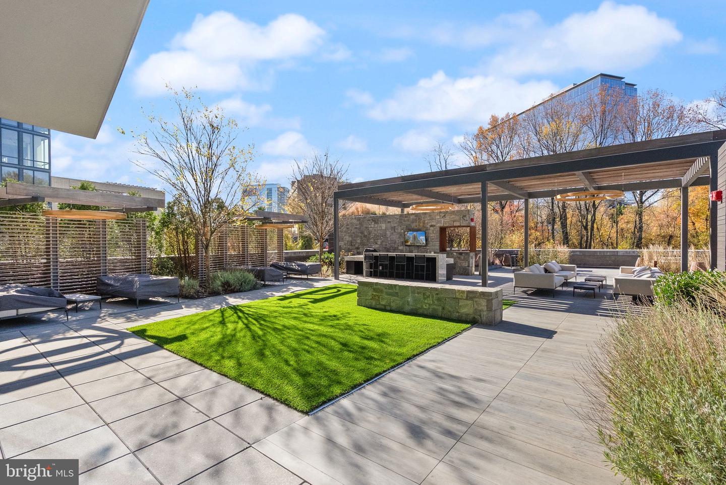 7887 JONES BRANCH DR #1802, MCLEAN, Virginia 22102, 2 Bedrooms Bedrooms, ,2 BathroomsBathrooms,Residential,For sale,7887 JONES BRANCH DR #1802,VAFX2293090 MLS # VAFX2293090 7887 JONES BRANCH DR #1802, MCLEAN, Virginia 22102, 2 Bedrooms Bedrooms, ,2 BathroomsBathrooms,Residential,For sale,7887 JONES BRANCH DR #1802,VAFX2293090 MLS # VAFX2293090