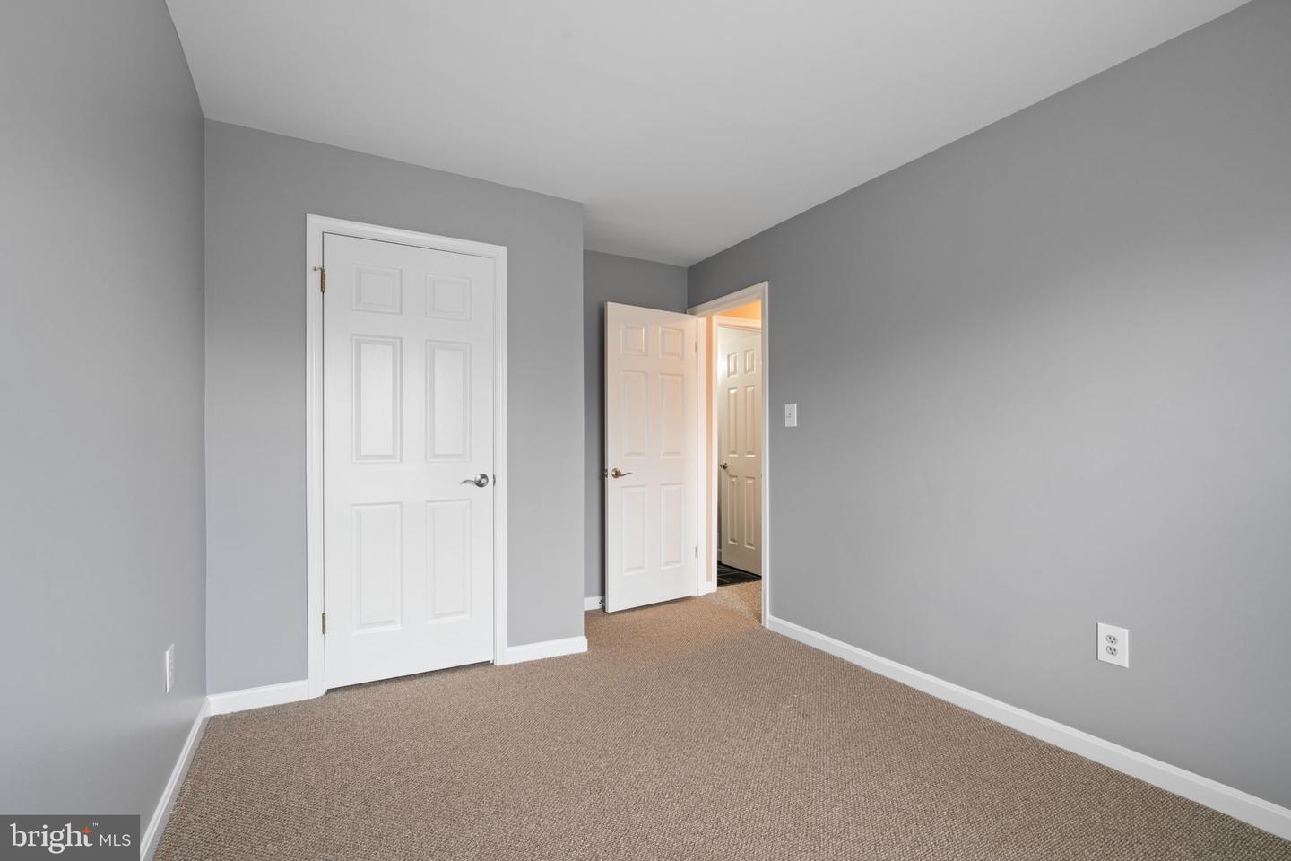 6020 CROCUS CT, ALEXANDRIA, Virginia 22310, 3 Bedrooms Bedrooms, ,2 BathroomsBathrooms,Residential,For sale,6020 CROCUS CT,VAFX2293180 MLS # VAFX2293180