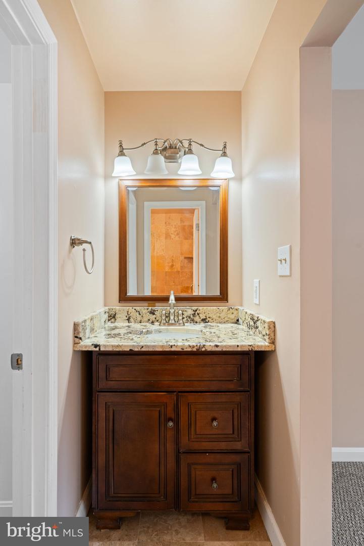 6020 CROCUS CT, ALEXANDRIA, Virginia 22310, 3 Bedrooms Bedrooms, ,2 BathroomsBathrooms,Residential,For sale,6020 CROCUS CT,VAFX2293180 MLS # VAFX2293180