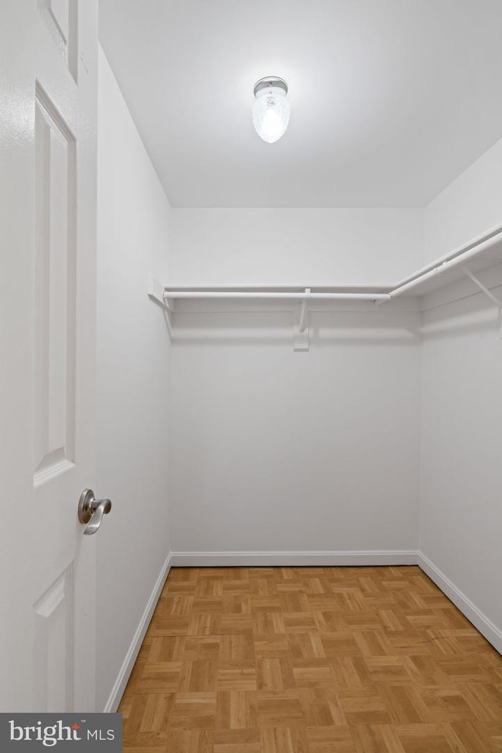 6020 CROCUS CT, ALEXANDRIA, Virginia 22310, 3 Bedrooms Bedrooms, ,2 BathroomsBathrooms,Residential,For sale,6020 CROCUS CT,VAFX2293180 MLS # VAFX2293180