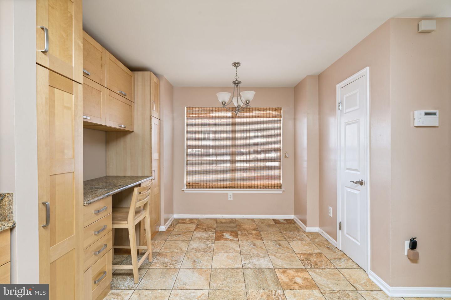 6020 CROCUS CT, ALEXANDRIA, Virginia 22310, 3 Bedrooms Bedrooms, ,2 BathroomsBathrooms,Residential,For sale,6020 CROCUS CT,VAFX2293180 MLS # VAFX2293180