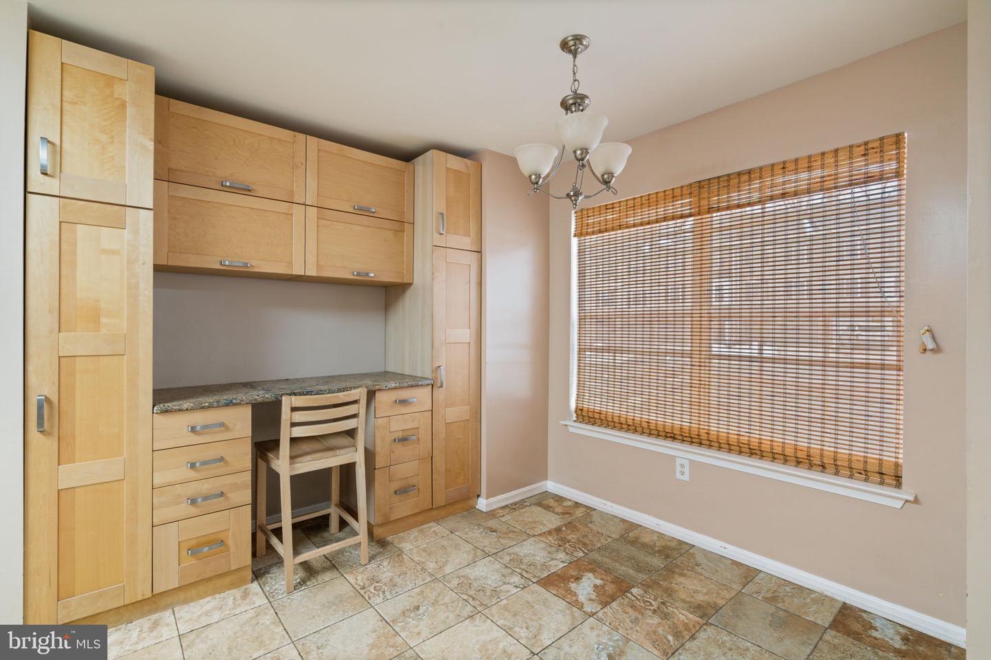 6020 CROCUS CT, ALEXANDRIA, Virginia 22310, 3 Bedrooms Bedrooms, ,2 BathroomsBathrooms,Residential,For sale,6020 CROCUS CT,VAFX2293180 MLS # VAFX2293180