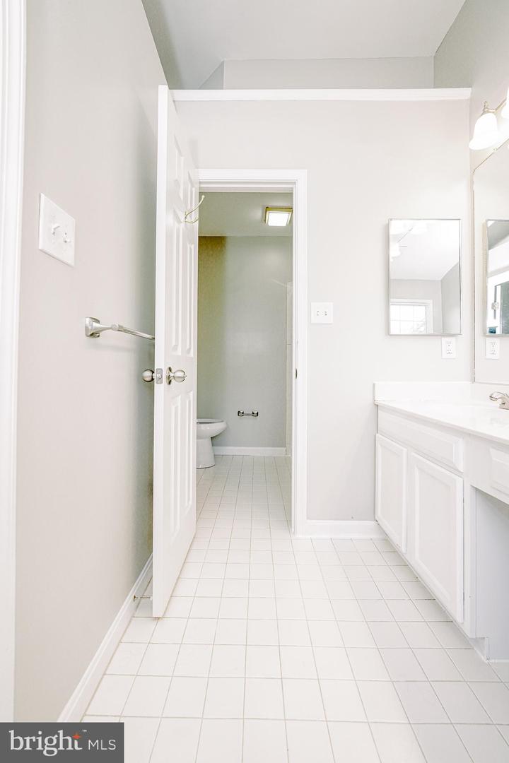 6584 IRVIN CT, ALEXANDRIA, Virginia 22312, 3 Bedrooms Bedrooms, ,2 BathroomsBathrooms,Residential,For sale,6584 IRVIN CT,VAFX2293210 MLS # VAFX2293210