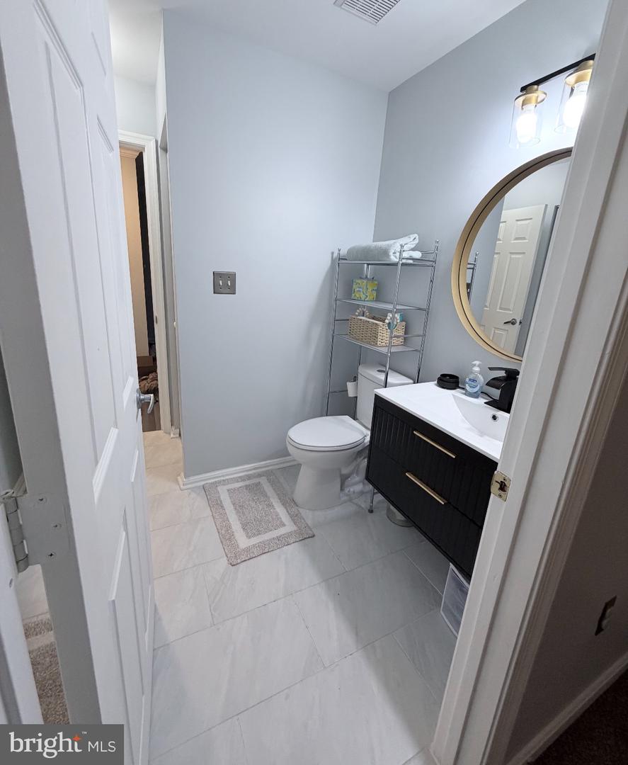 1061 GARDENVIEW LOOP #204, WOODBRIDGE, Virginia 22191, 2 Bedrooms Bedrooms, 4 Rooms Rooms,2 BathroomsBathrooms,Residential,For sale,1061 GARDENVIEW LOOP #204,VAPW2113454 MLS # VAPW2113454