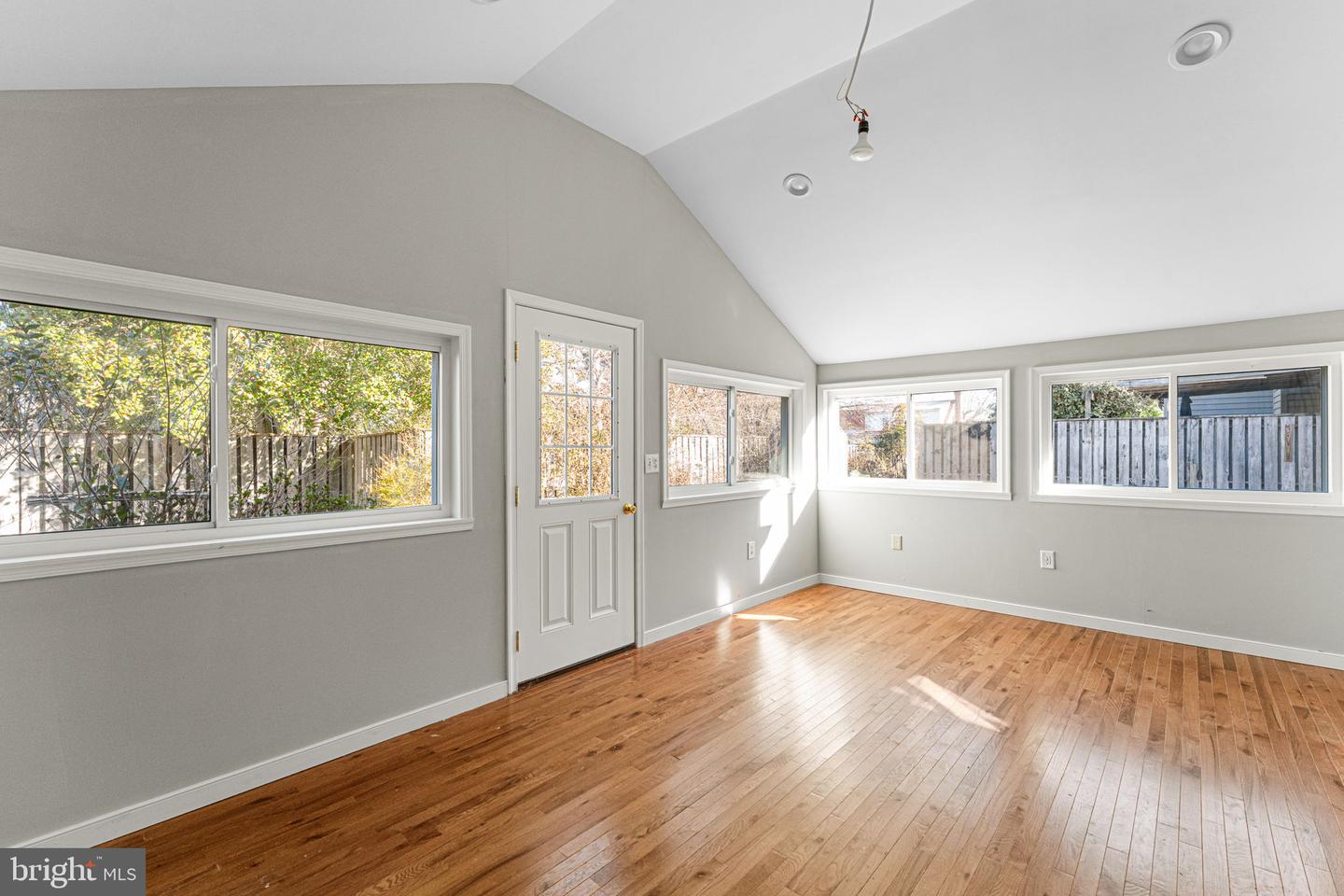 15 HEATHERFIELD CT, KILMARNOCK, Virginia 22482, 5 Bedrooms Bedrooms, 8 Rooms Rooms,3 BathroomsBathrooms,Residential,For sale,15 HEATHERFIELD CT,VALV2000962 MLS # VALV2000962