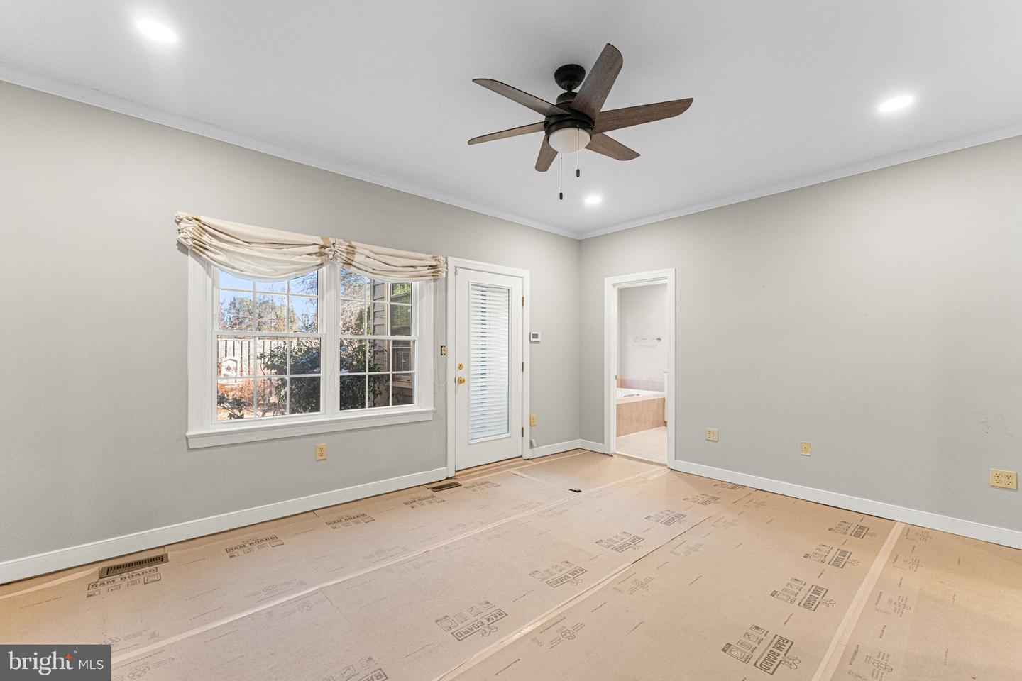 15 HEATHERFIELD CT, KILMARNOCK, Virginia 22482, 5 Bedrooms Bedrooms, 8 Rooms Rooms,3 BathroomsBathrooms,Residential,For sale,15 HEATHERFIELD CT,VALV2000962 MLS # VALV2000962