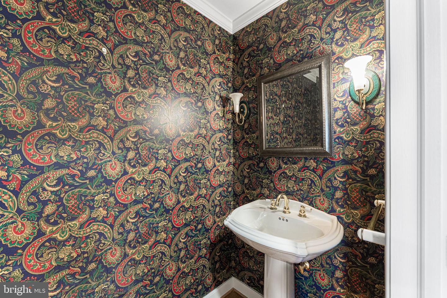 15 HEATHERFIELD CT, KILMARNOCK, Virginia 22482, 5 Bedrooms Bedrooms, 8 Rooms Rooms,3 BathroomsBathrooms,Residential,For sale,15 HEATHERFIELD CT,VALV2000962 MLS # VALV2000962