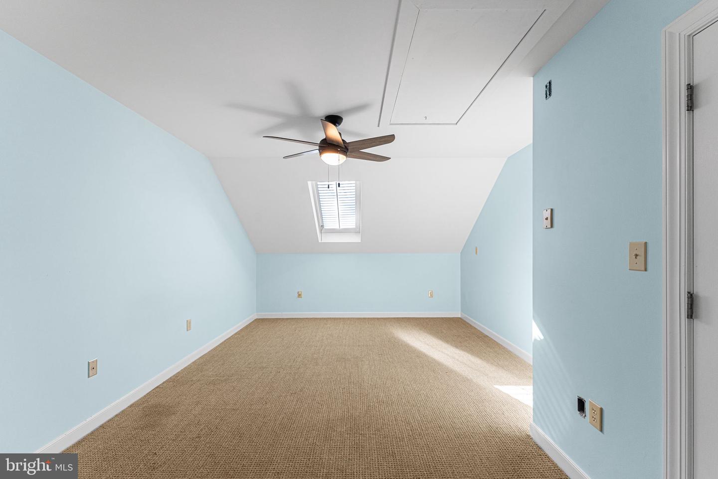 15 HEATHERFIELD CT, KILMARNOCK, Virginia 22482, 5 Bedrooms Bedrooms, 8 Rooms Rooms,3 BathroomsBathrooms,Residential,For sale,15 HEATHERFIELD CT,VALV2000962 MLS # VALV2000962