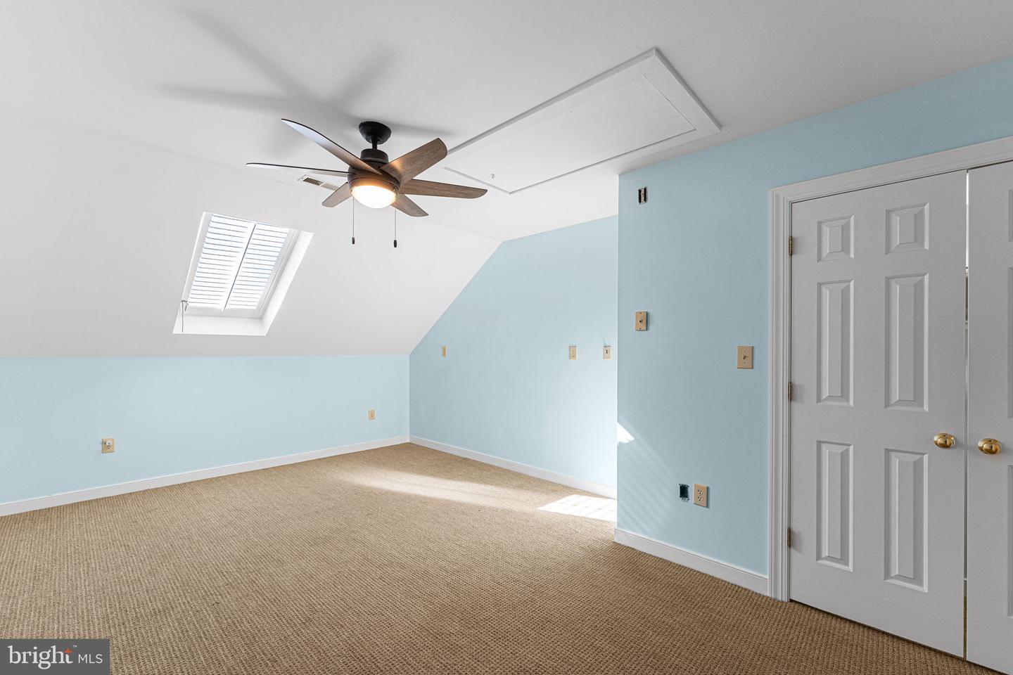 15 HEATHERFIELD CT, KILMARNOCK, Virginia 22482, 5 Bedrooms Bedrooms, 8 Rooms Rooms,3 BathroomsBathrooms,Residential,For sale,15 HEATHERFIELD CT,VALV2000962 MLS # VALV2000962