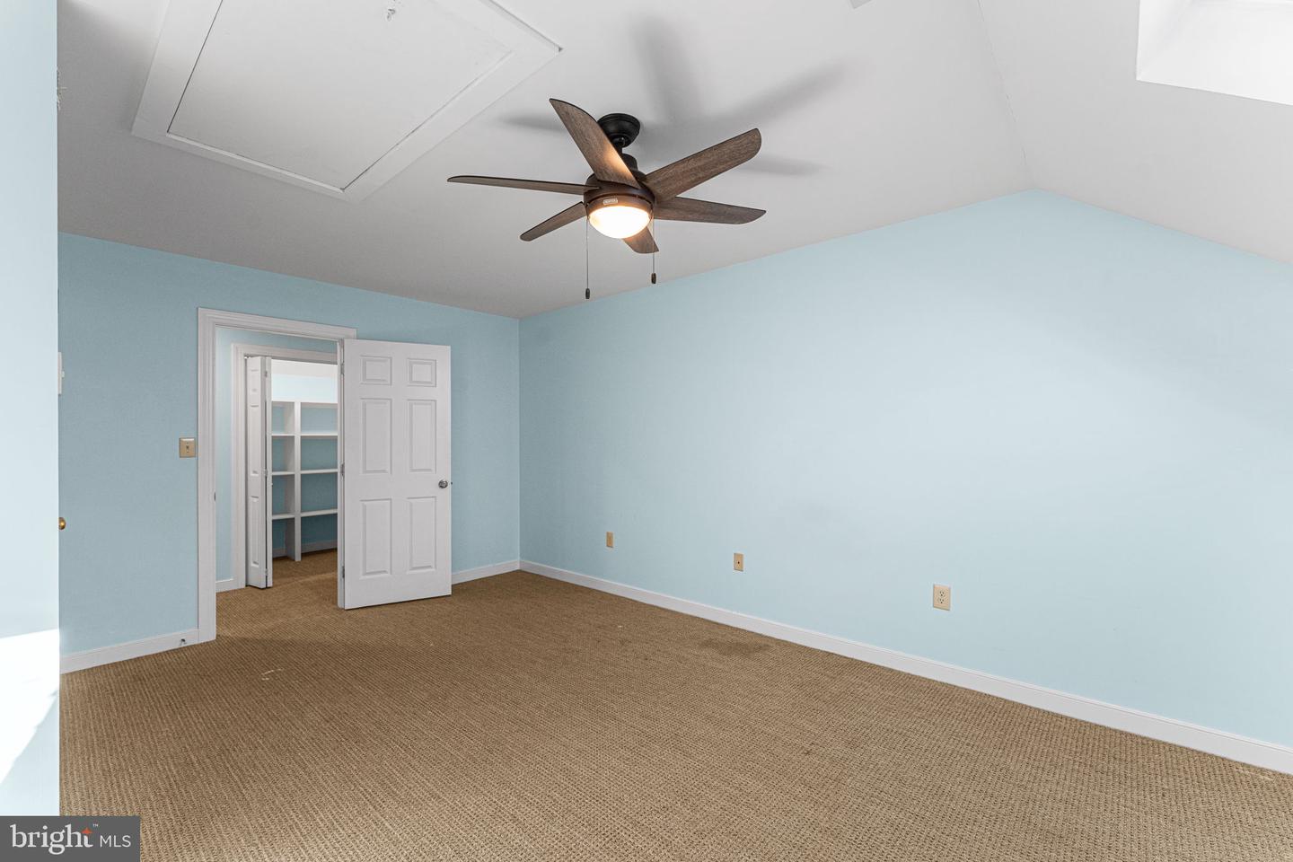 15 HEATHERFIELD CT, KILMARNOCK, Virginia 22482, 5 Bedrooms Bedrooms, 8 Rooms Rooms,3 BathroomsBathrooms,Residential,For sale,15 HEATHERFIELD CT,VALV2000962 MLS # VALV2000962