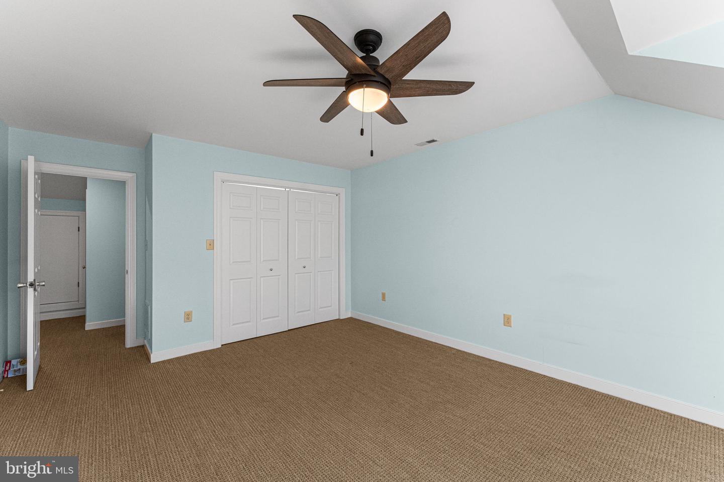 15 HEATHERFIELD CT, KILMARNOCK, Virginia 22482, 5 Bedrooms Bedrooms, 8 Rooms Rooms,3 BathroomsBathrooms,Residential,For sale,15 HEATHERFIELD CT,VALV2000962 MLS # VALV2000962