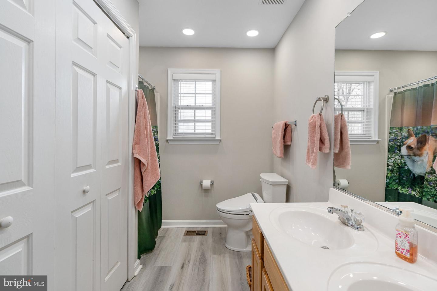 219 SANTA MARIA AVE, COLONIAL BEACH, Virginia 22443, 3 Bedrooms Bedrooms, 8 Rooms Rooms,2 BathroomsBathrooms,Residential,For sale,219 SANTA MARIA AVE,VAWE2010572 MLS # VAWE2010572 219 SANTA MARIA AVE, COLONIAL BEACH, Virginia 22443, 3 Bedrooms Bedrooms, 8 Rooms Rooms,2 BathroomsBathrooms,Residential,For sale,219 SANTA MARIA AVE,VAWE2010572 MLS # VAWE2010572