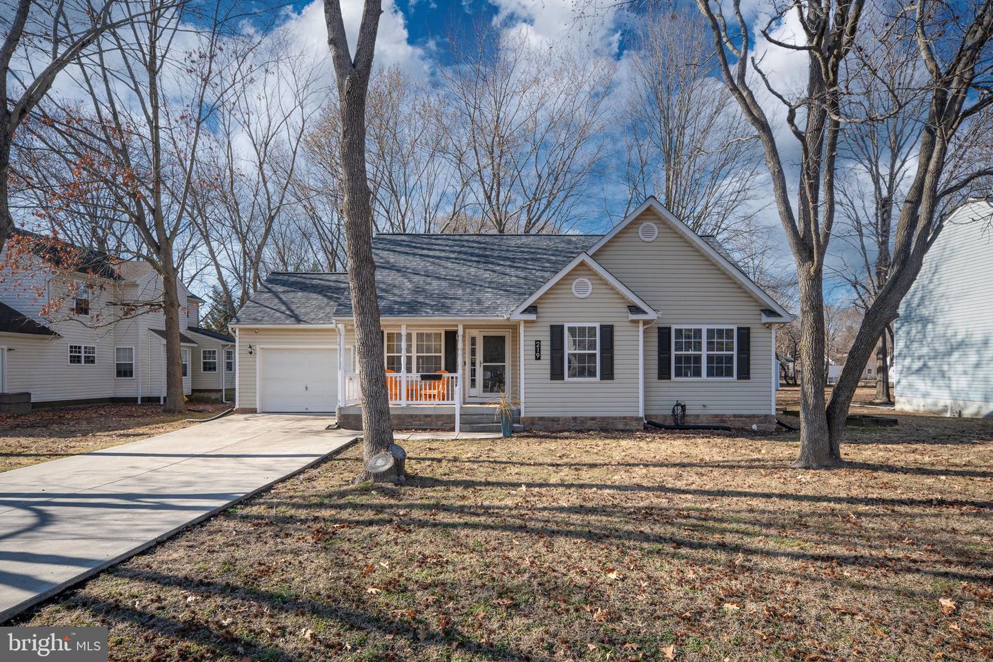 219 SANTA MARIA AVE, COLONIAL BEACH, Virginia 22443, 3 Bedrooms Bedrooms, 8 Rooms Rooms,2 BathroomsBathrooms,Residential,For sale,219 SANTA MARIA AVE,VAWE2010572 MLS # VAWE2010572 219 SANTA MARIA AVE, COLONIAL BEACH, Virginia 22443, 3 Bedrooms Bedrooms, 8 Rooms Rooms,2 BathroomsBathrooms,Residential,For sale,219 SANTA MARIA AVE,VAWE2010572 MLS # VAWE2010572