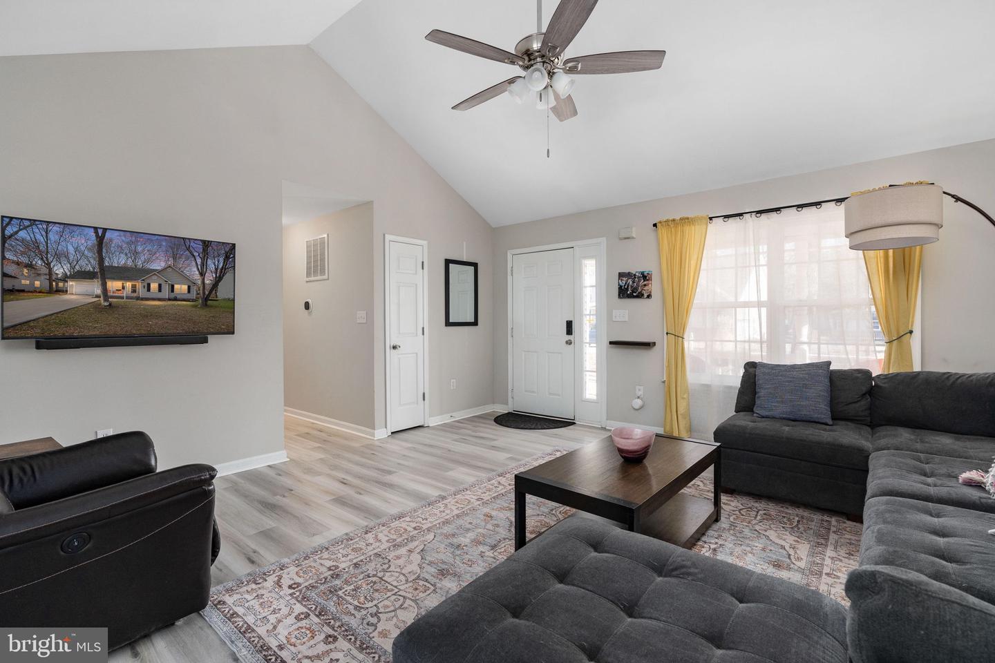 219 SANTA MARIA AVE, COLONIAL BEACH, Virginia 22443, 3 Bedrooms Bedrooms, 8 Rooms Rooms,2 BathroomsBathrooms,Residential,For sale,219 SANTA MARIA AVE,VAWE2010572 MLS # VAWE2010572 219 SANTA MARIA AVE, COLONIAL BEACH, Virginia 22443, 3 Bedrooms Bedrooms, 8 Rooms Rooms,2 BathroomsBathrooms,Residential,For sale,219 SANTA MARIA AVE,VAWE2010572 MLS # VAWE2010572