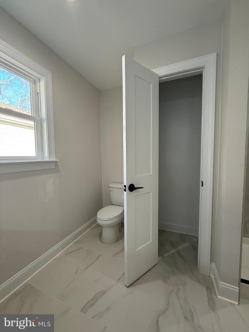 206 SAYLERS CREEK RD, LOCUST GROVE, Virginia 22508, 3 Bedrooms Bedrooms, 6 Rooms Rooms,2 BathroomsBathrooms,Residential,For sale,206 SAYLERS CREEK RD,VAOR2013438 MLS # VAOR2013438