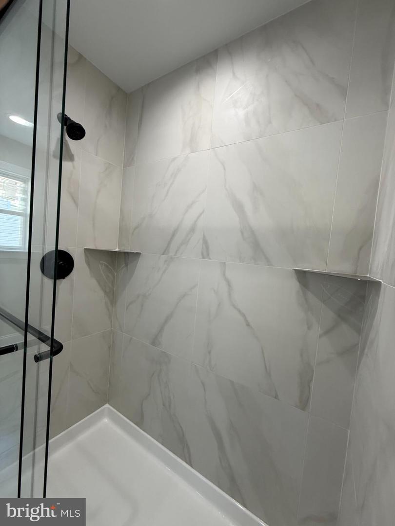 206 SAYLERS CREEK RD, LOCUST GROVE, Virginia 22508, 3 Bedrooms Bedrooms, 6 Rooms Rooms,2 BathroomsBathrooms,Residential,For sale,206 SAYLERS CREEK RD,VAOR2013438 MLS # VAOR2013438