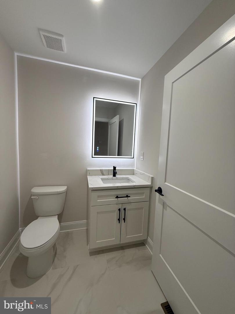 206 SAYLERS CREEK RD, LOCUST GROVE, Virginia 22508, 3 Bedrooms Bedrooms, 6 Rooms Rooms,2 BathroomsBathrooms,Residential,For sale,206 SAYLERS CREEK RD,VAOR2013438 MLS # VAOR2013438