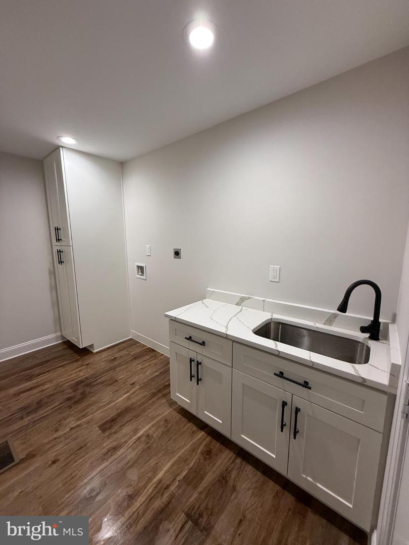 206 SAYLERS CREEK RD, LOCUST GROVE, Virginia 22508, 3 Bedrooms Bedrooms, 6 Rooms Rooms,2 BathroomsBathrooms,Residential,For sale,206 SAYLERS CREEK RD,VAOR2013438 MLS # VAOR2013438