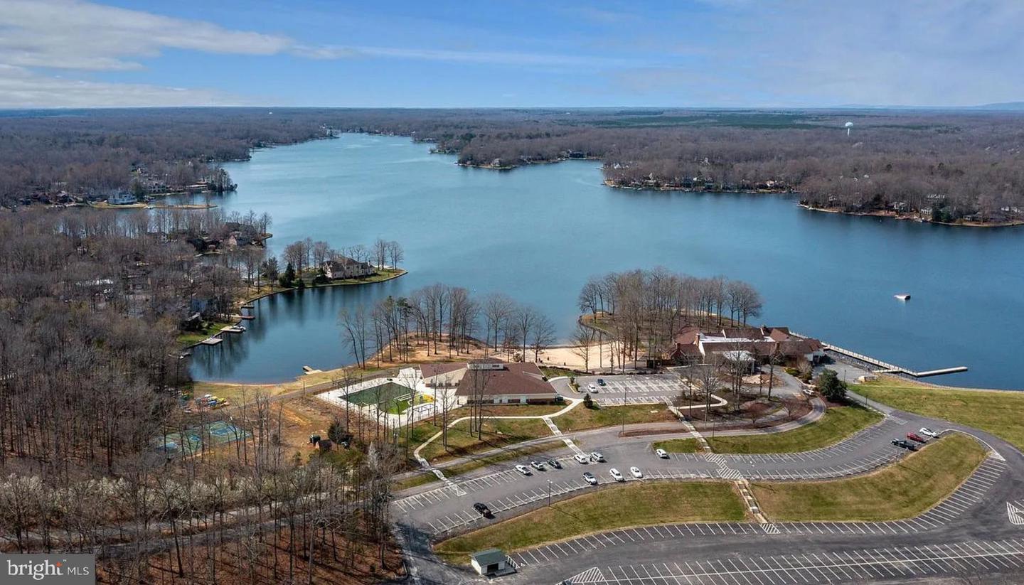 206 SAYLERS CREEK RD, LOCUST GROVE, Virginia 22508, 3 Bedrooms Bedrooms, 6 Rooms Rooms,2 BathroomsBathrooms,Residential,For sale,206 SAYLERS CREEK RD,VAOR2013438 MLS # VAOR2013438