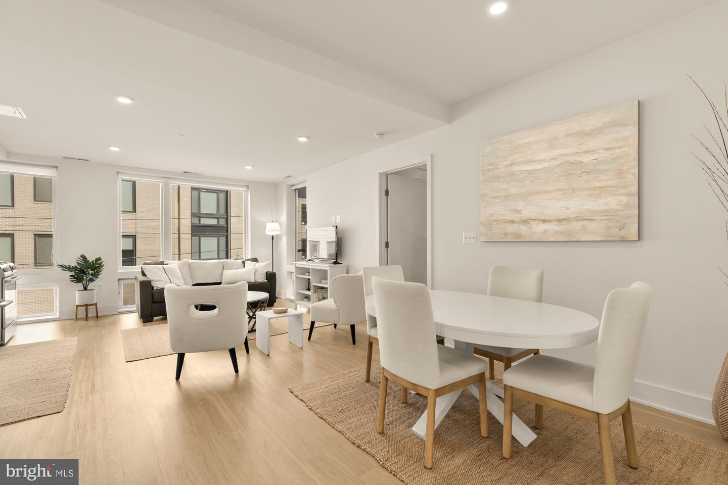 1761 P ST NW #202, WASHINGTON, District Of Columbia 20036, 1 Bedroom Bedrooms, ,1 BathroomBathrooms,Residential,For sale,1761 P ST NW #202,DCDC2248260 MLS # DCDC2248260