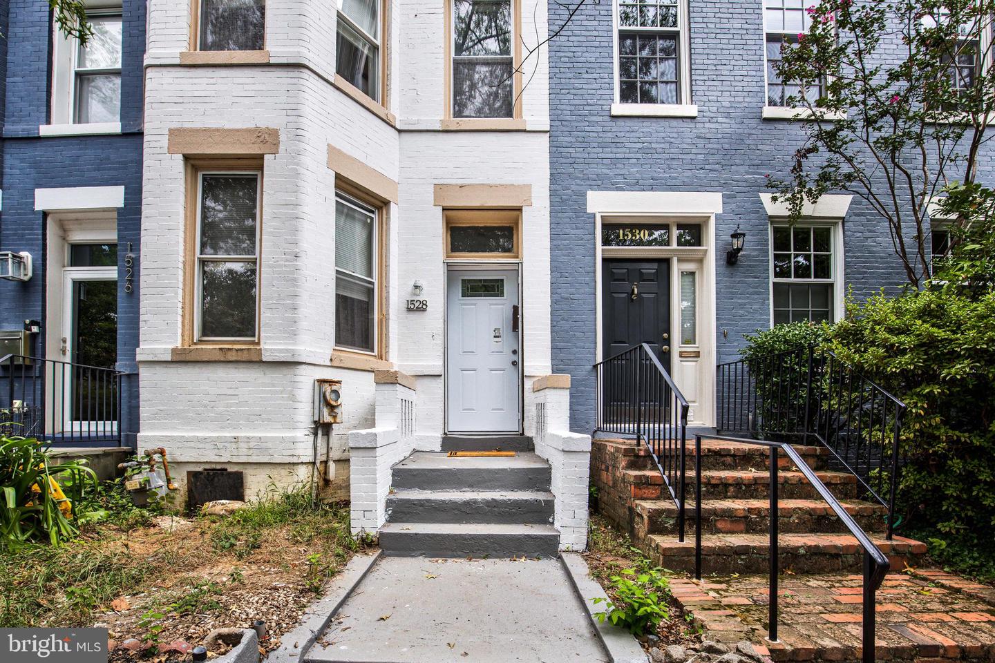 1528 E ST SE, WASHINGTON, District Of Columbia 20003, 3 Bedrooms Bedrooms, ,1 BathroomBathrooms,Residential,For sale,1528 E ST SE,DCDC2248264 MLS # DCDC2248264