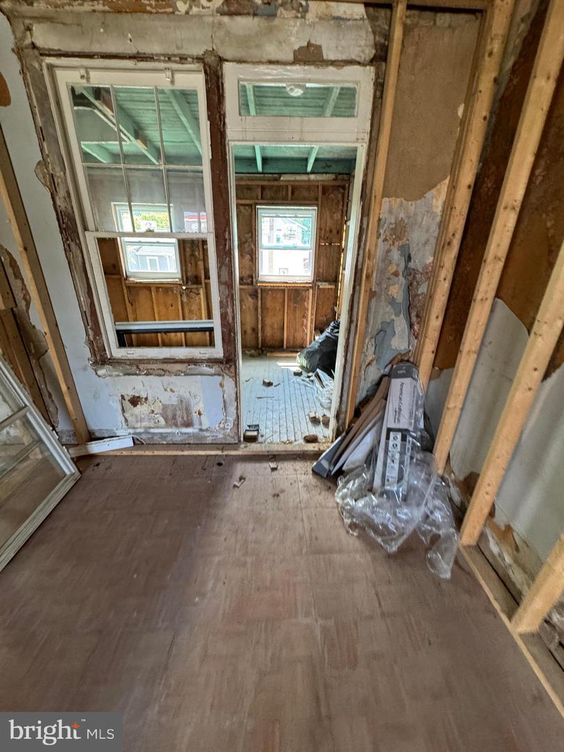 1467 RIDGE PL SE, WASHINGTON, District Of Columbia 20020, 3 Bedrooms Bedrooms, ,3 BathroomsBathrooms,Residential,For sale,1467 RIDGE PL SE,DCDC2248288 MLS # DCDC2248288