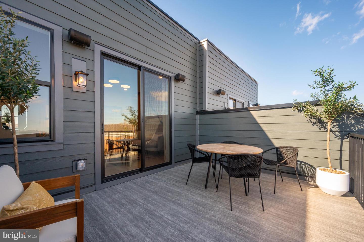 4965 LACHLAN MEWS, ALEXANDRIA, Virginia 22304, 3 Bedrooms Bedrooms, ,3 BathroomsBathrooms,Residential,For sale,4965 LACHLAN MEWS,VAAX2054616 MLS # VAAX2054616