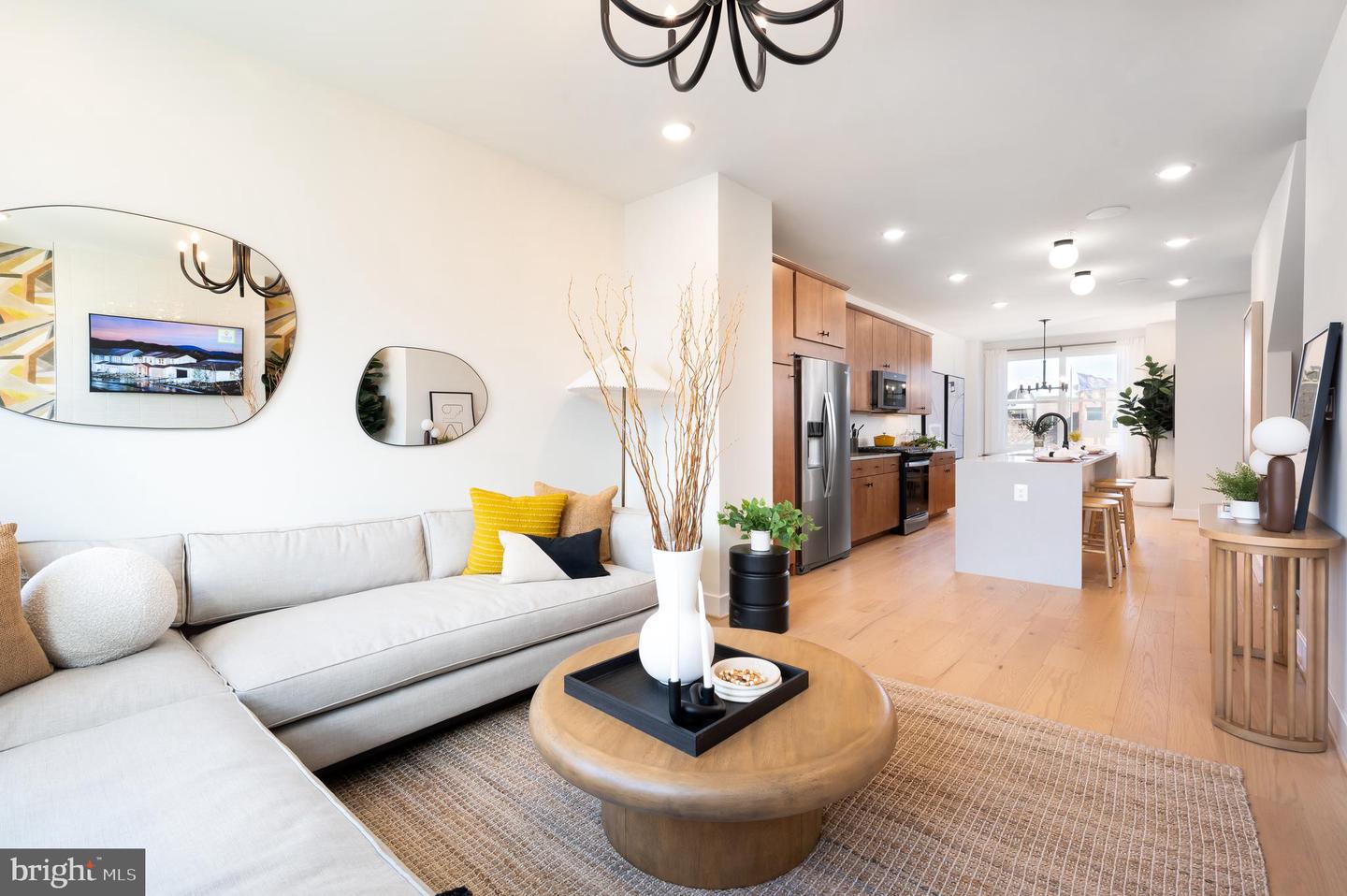 4965 LACHLAN MEWS, ALEXANDRIA, Virginia 22304, 3 Bedrooms Bedrooms, ,3 BathroomsBathrooms,Residential,For sale,4965 LACHLAN MEWS,VAAX2054616 MLS # VAAX2054616