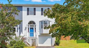 2328 AUSTIN DR, CHARLOTTESVILLE, Virginia 22911, 3 Bedrooms Bedrooms, ,2 BathroomsBathrooms,Residential,For sale,2328 AUSTIN DR,673809 MLS # 673809