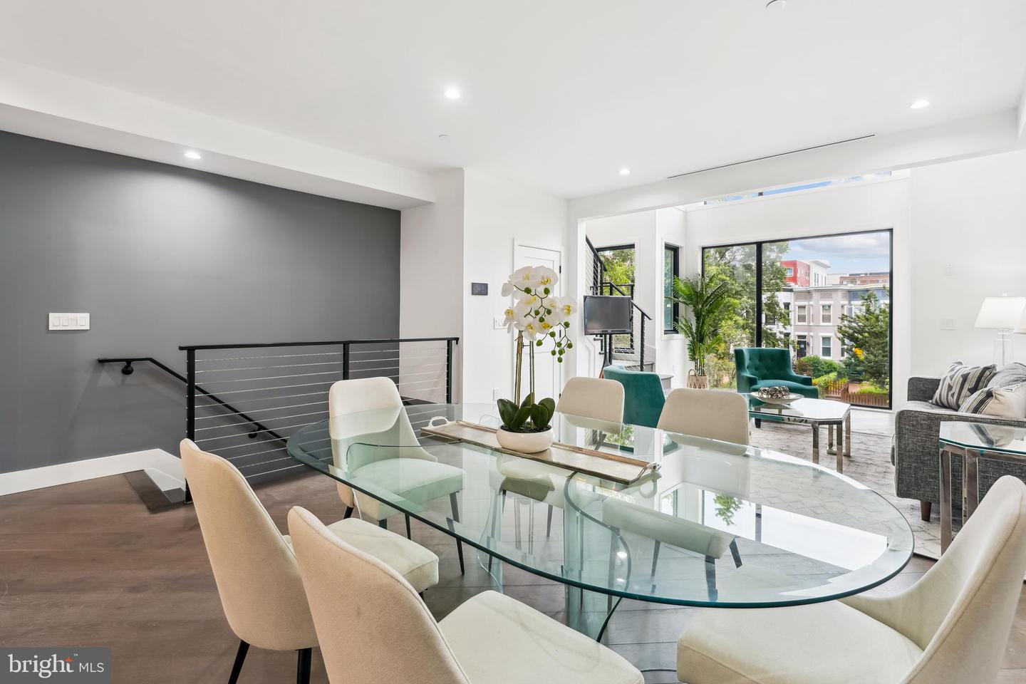 306 NE K ST NE #306-2, WASHINGTON, District Of Columbia 20002, 3 Bedrooms Bedrooms, ,4 BathroomsBathrooms,Residential,For sale,306 NE K ST NE #306-2,DCDC2248322 MLS # DCDC2248322