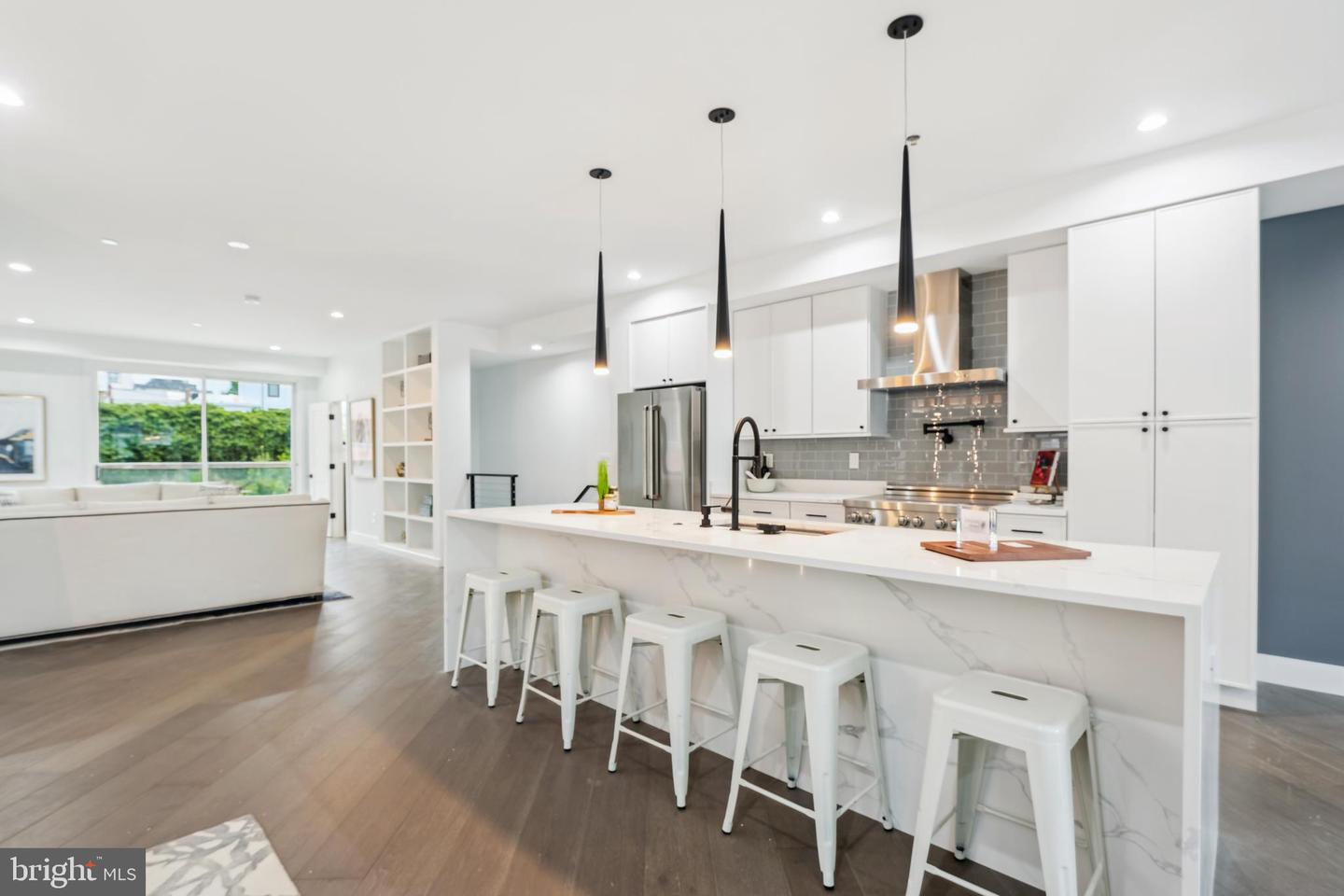 306 NE K ST NE #306-2, WASHINGTON, District Of Columbia 20002, 3 Bedrooms Bedrooms, ,4 BathroomsBathrooms,Residential,For sale,306 NE K ST NE #306-2,DCDC2248322 MLS # DCDC2248322