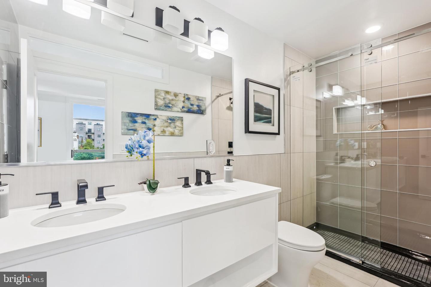 306 NE K ST NE #306-2, WASHINGTON, District Of Columbia 20002, 3 Bedrooms Bedrooms, ,4 BathroomsBathrooms,Residential,For sale,306 NE K ST NE #306-2,DCDC2248322 MLS # DCDC2248322