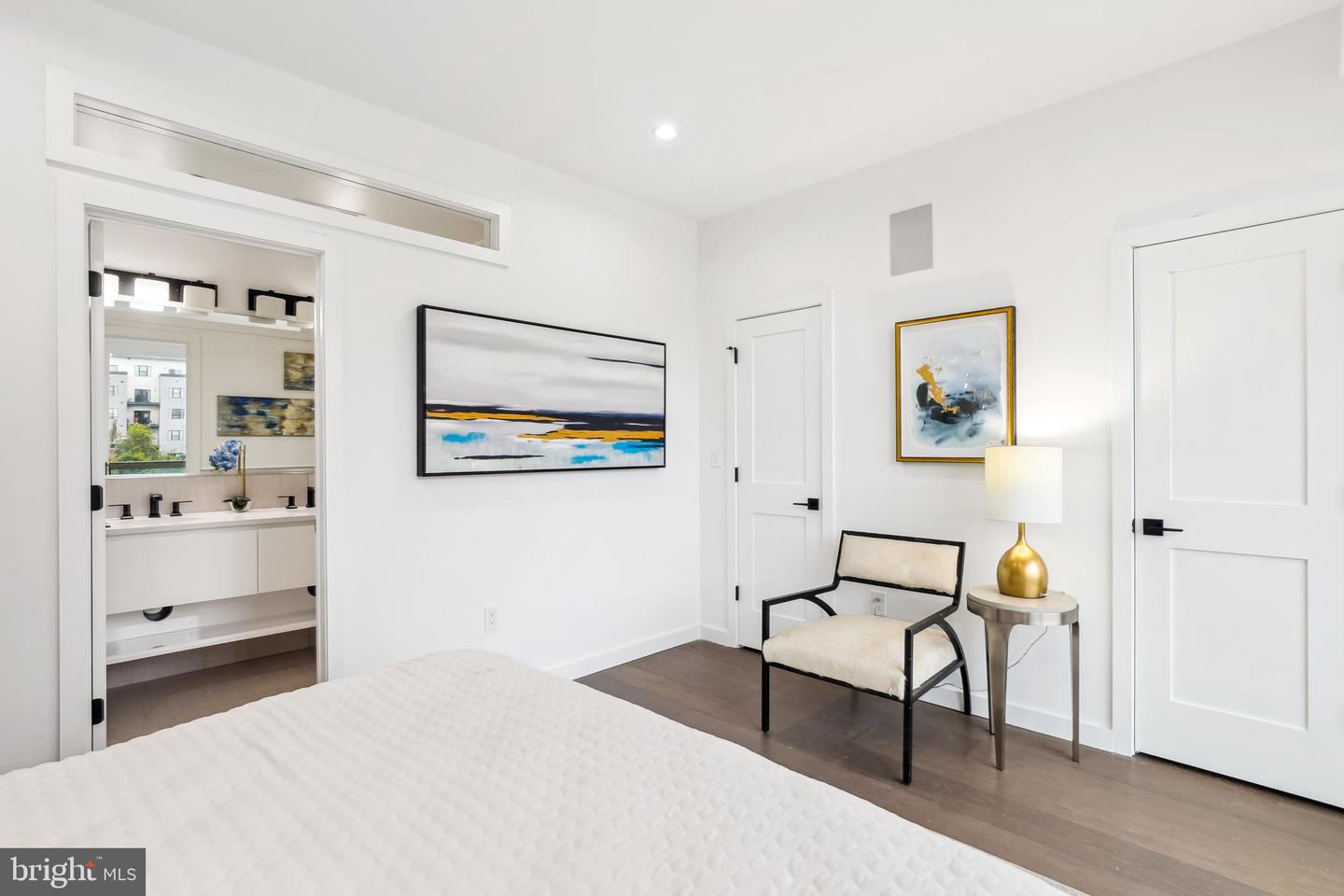 306 NE K ST NE #306-2, WASHINGTON, District Of Columbia 20002, 3 Bedrooms Bedrooms, ,4 BathroomsBathrooms,Residential,For sale,306 NE K ST NE #306-2,DCDC2248322 MLS # DCDC2248322