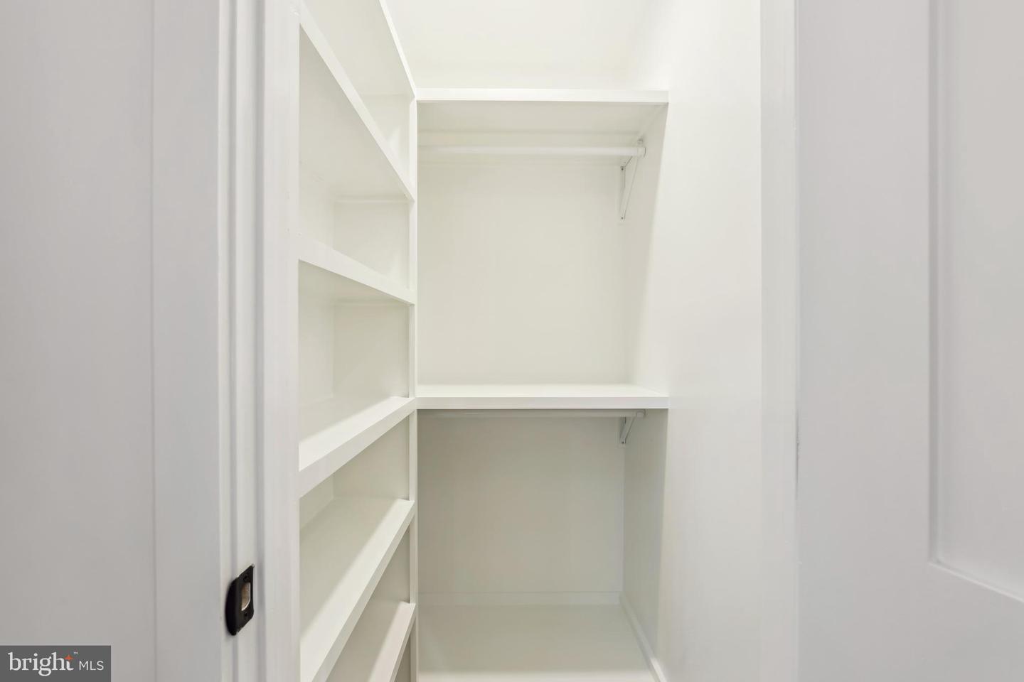 306 NE K ST NE #306-2, WASHINGTON, District Of Columbia 20002, 3 Bedrooms Bedrooms, ,4 BathroomsBathrooms,Residential,For sale,306 NE K ST NE #306-2,DCDC2248322 MLS # DCDC2248322