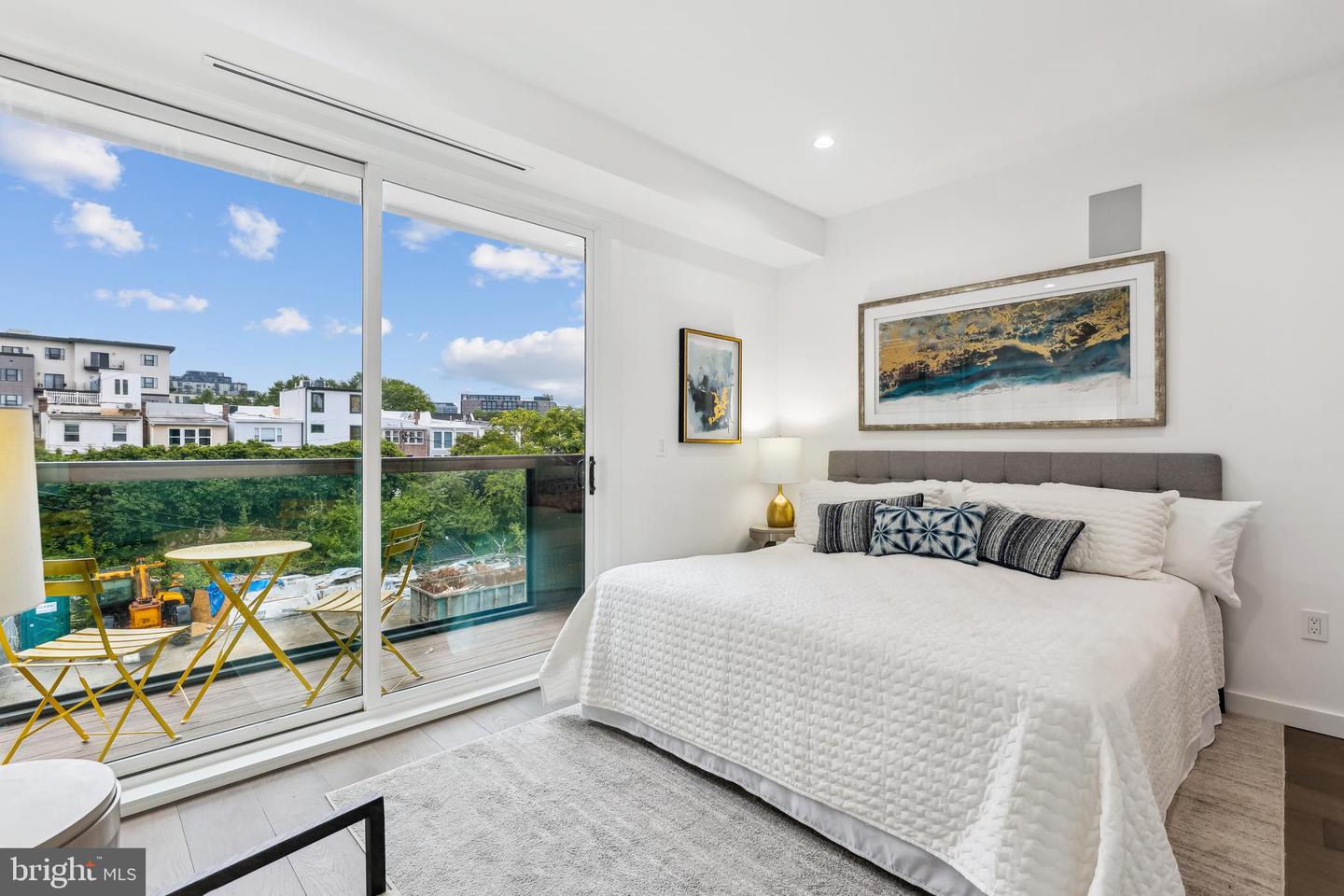 306 NE K ST NE #306-2, WASHINGTON, District Of Columbia 20002, 3 Bedrooms Bedrooms, ,4 BathroomsBathrooms,Residential,For sale,306 NE K ST NE #306-2,DCDC2248322 MLS # DCDC2248322