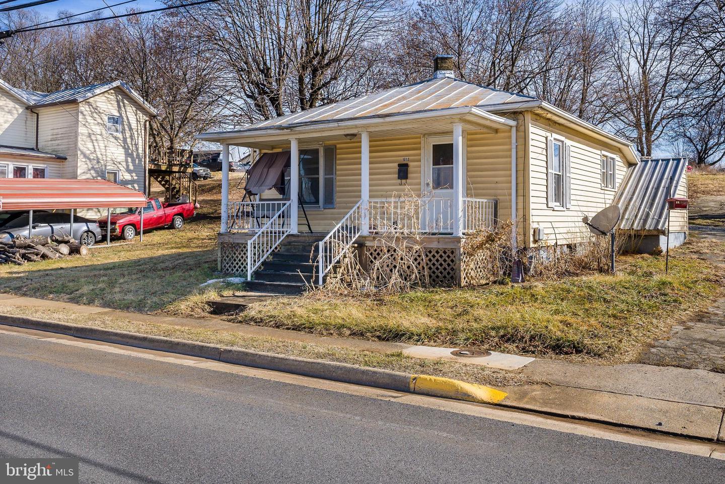 1012 E MAIN ST, LURAY, Virginia 22835, 2 Bedrooms Bedrooms, ,1 BathroomBathrooms,Residential,For sale,1012 E MAIN ST,VAPA2006128 MLS # VAPA2006128