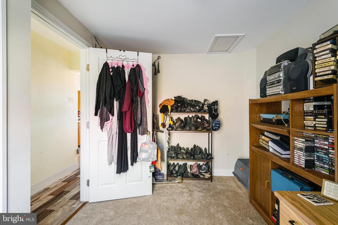 1012 E MAIN ST, LURAY, Virginia 22835, 2 Bedrooms Bedrooms, ,1 BathroomBathrooms,Residential,For sale,1012 E MAIN ST,VAPA2006128 MLS # VAPA2006128