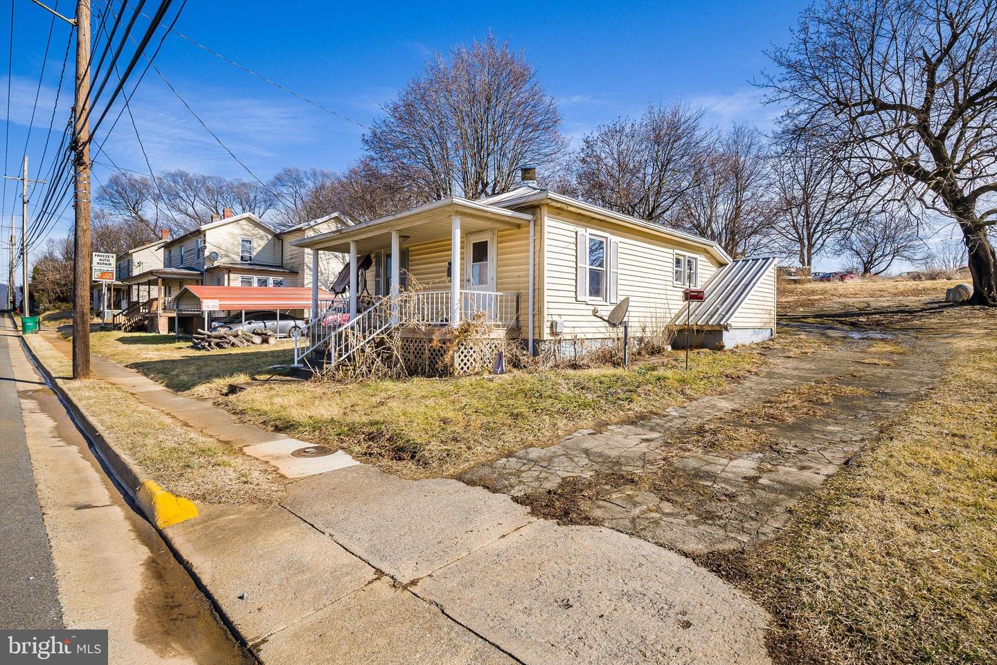 1012 E MAIN ST, LURAY, Virginia 22835, 2 Bedrooms Bedrooms, ,1 BathroomBathrooms,Residential,For sale,1012 E MAIN ST,VAPA2006128 MLS # VAPA2006128