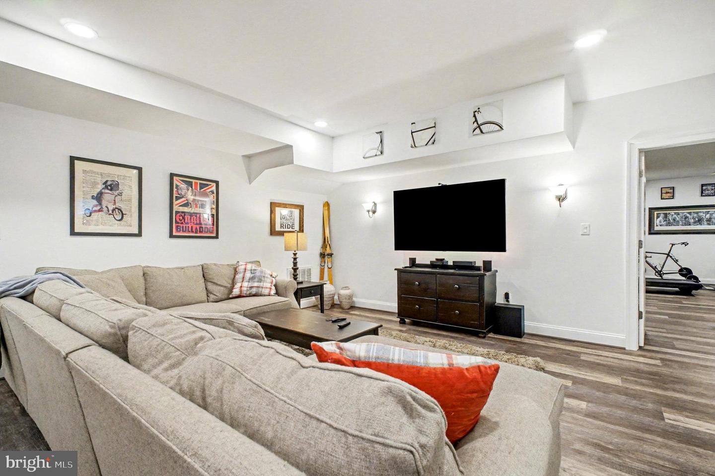 12006 HONOR BRIDGE FARM DR, SPOTSYLVANIA, Virginia 22551, 4 Bedrooms Bedrooms, ,6 BathroomsBathrooms,Residential,For sale,12006 HONOR BRIDGE FARM DR,VASP2039670 MLS # VASP2039670