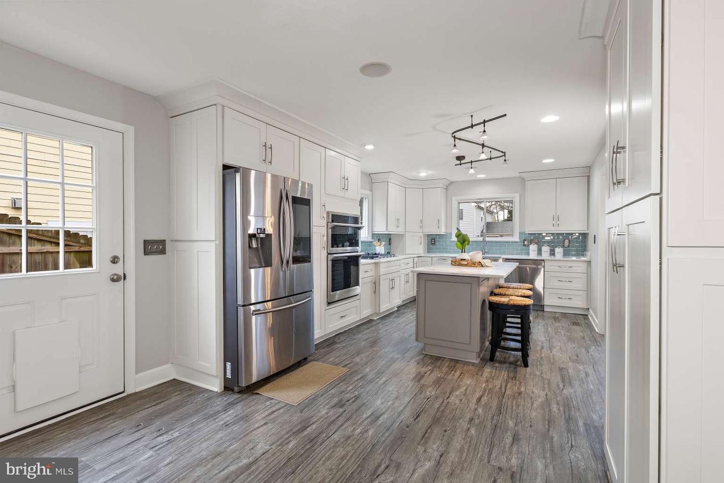 804 CYPRESS AVE, VIRGINIA BEACH, Virginia 23451, 4 Bedrooms Bedrooms, 13 Rooms Rooms,2 BathroomsBathrooms,Residential,For sale,804 CYPRESS AVE,VAVB2000644 MLS # VAVB2000644