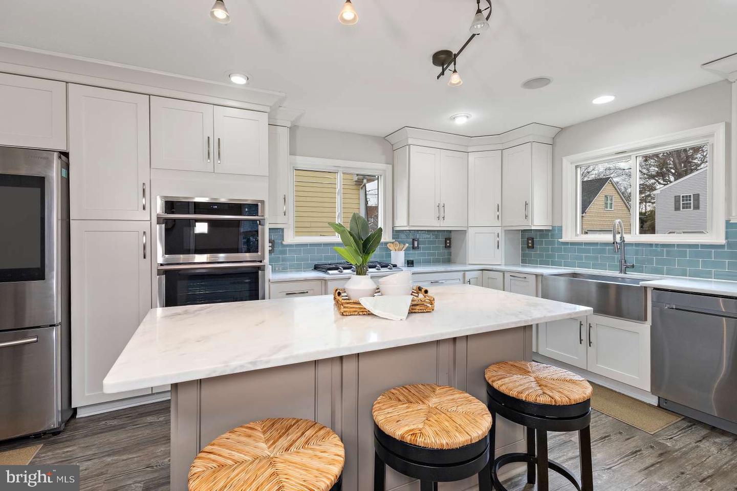 804 CYPRESS AVE, VIRGINIA BEACH, Virginia 23451, 4 Bedrooms Bedrooms, 13 Rooms Rooms,2 BathroomsBathrooms,Residential,For sale,804 CYPRESS AVE,VAVB2000644 MLS # VAVB2000644