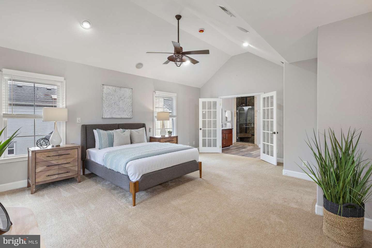 804 CYPRESS AVE, VIRGINIA BEACH, Virginia 23451, 4 Bedrooms Bedrooms, 13 Rooms Rooms,2 BathroomsBathrooms,Residential,For sale,804 CYPRESS AVE,VAVB2000644 MLS # VAVB2000644