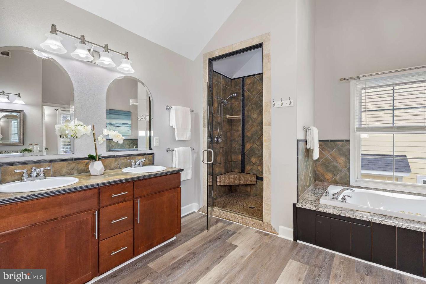 804 CYPRESS AVE, VIRGINIA BEACH, Virginia 23451, 4 Bedrooms Bedrooms, 13 Rooms Rooms,2 BathroomsBathrooms,Residential,For sale,804 CYPRESS AVE,VAVB2000644 MLS # VAVB2000644