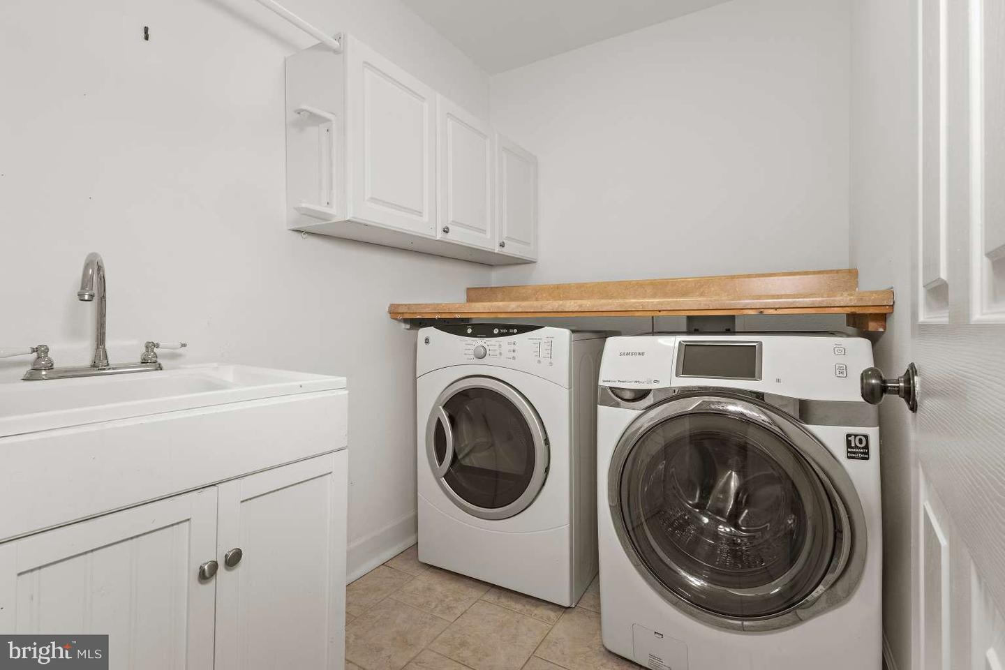 804 CYPRESS AVE, VIRGINIA BEACH, Virginia 23451, 4 Bedrooms Bedrooms, 13 Rooms Rooms,2 BathroomsBathrooms,Residential,For sale,804 CYPRESS AVE,VAVB2000644 MLS # VAVB2000644