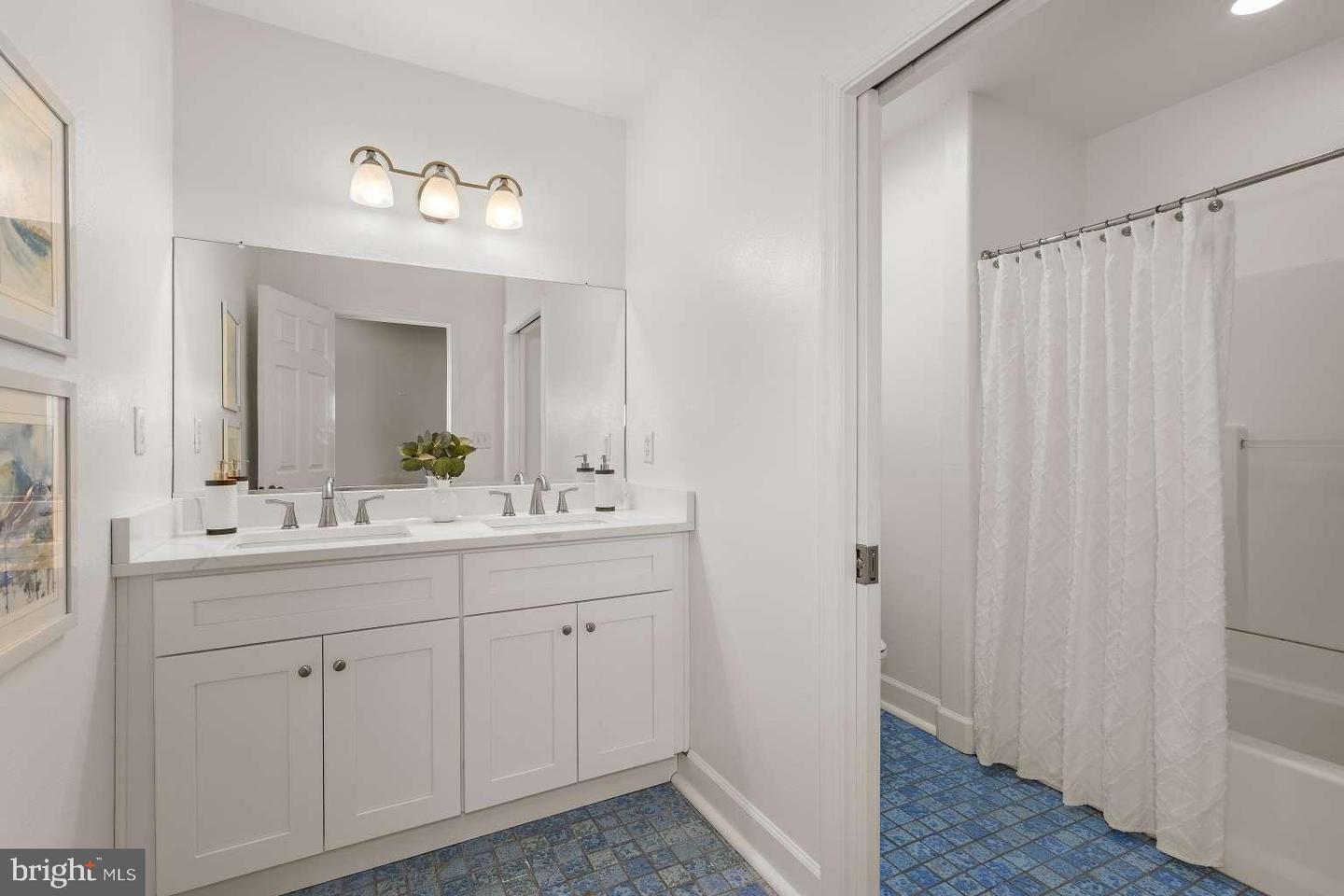 804 CYPRESS AVE, VIRGINIA BEACH, Virginia 23451, 4 Bedrooms Bedrooms, 13 Rooms Rooms,2 BathroomsBathrooms,Residential,For sale,804 CYPRESS AVE,VAVB2000644 MLS # VAVB2000644