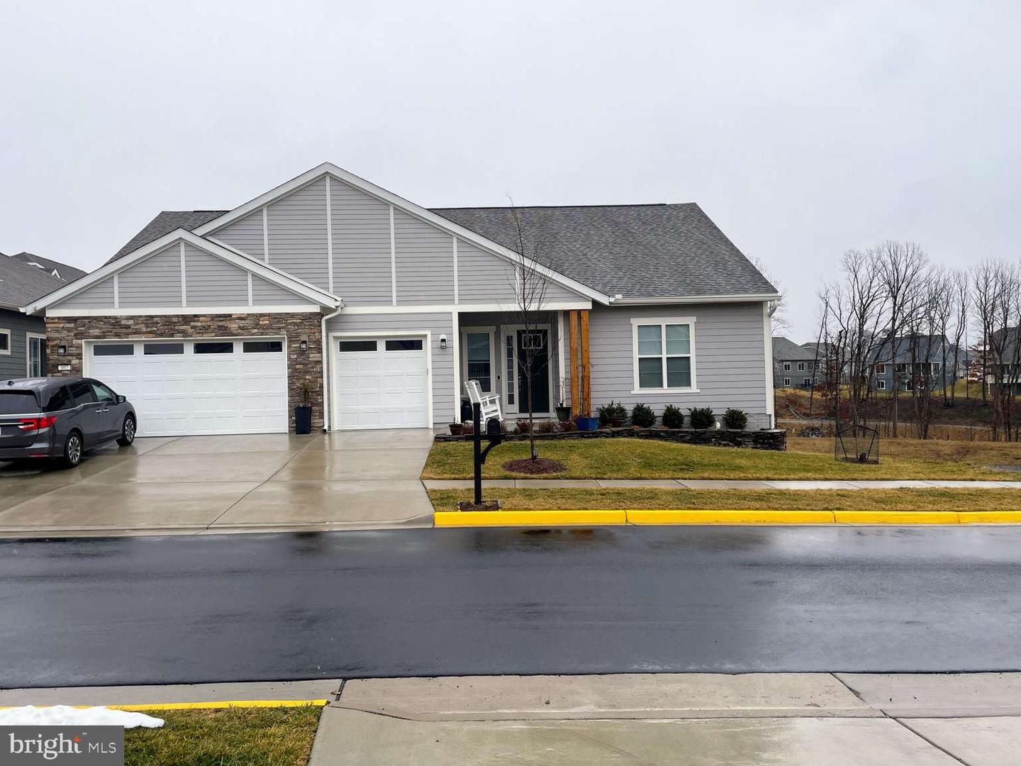 107 YELLOW BIRCH, LAKE FREDERICK, Virginia 22630, 3 Bedrooms Bedrooms, ,3 BathroomsBathrooms,Residential,For sale,107 YELLOW BIRCH,VAFV2039876 MLS # VAFV2039876