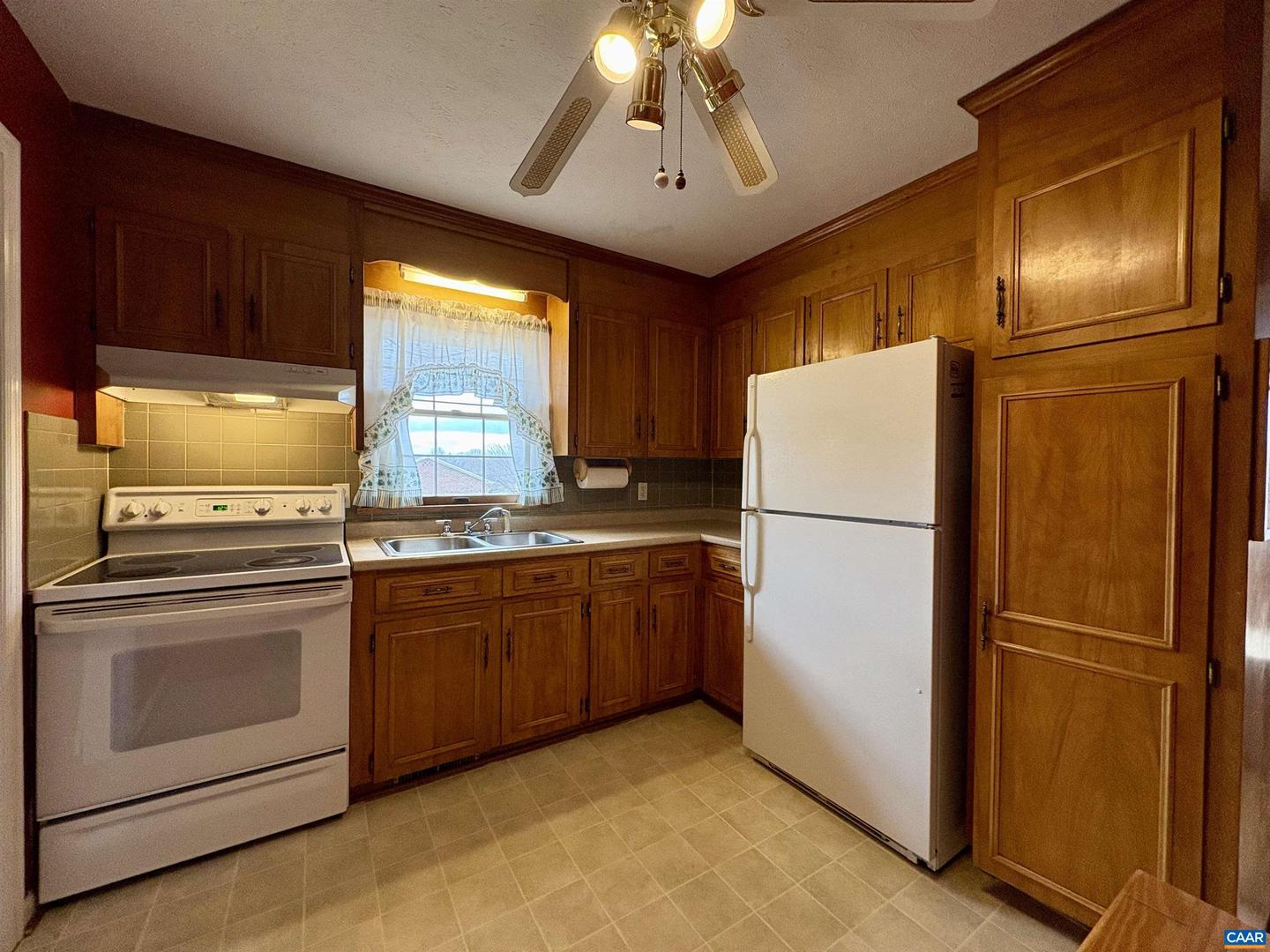 111 PARTRIDGE PL, MADISON HEIGHTS, Virginia 24572, 3 Bedrooms Bedrooms, ,2 BathroomsBathrooms,Residential,For sale,111 PARTRIDGE PL,673831 MLS # 673831